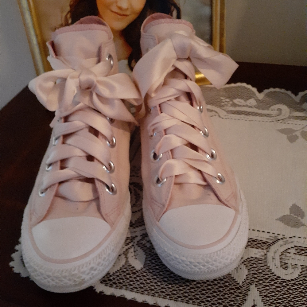 Converse Chuck Taylor Storm Pink Hightop Sneakers